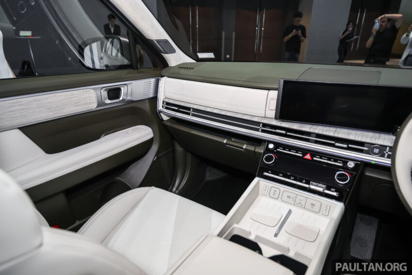 全新五代 2025 Hyundai Santa Fe 本地发布！划分三个版本、提供1.6T混动和2.5T汽油引擎两种动力，售RM225k起 300878