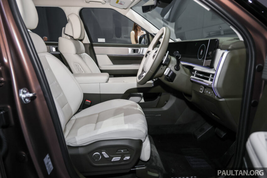 全新五代 2025 Hyundai Santa Fe 本地发布！划分三个版本、提供1.6T混动和2.5T汽油引擎两种动力，售RM225k起 300882