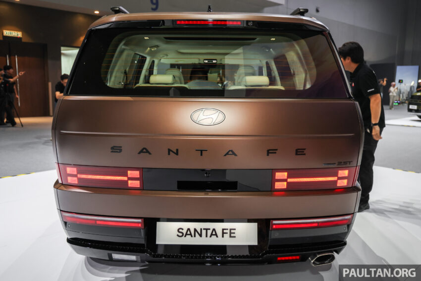 全新五代 2025 Hyundai Santa Fe 本地发布！划分三个版本、提供1.6T混动和2.5T汽油引擎两种动力，售RM225k起 300849
