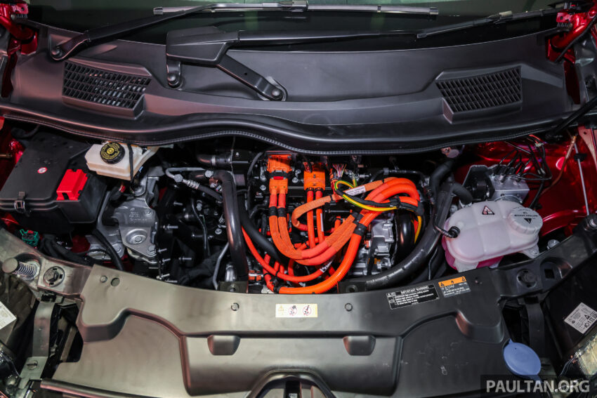 2025 Mercedes-Benz EQV300 Avantgarde 小改款纯电动MPV本地正发布, WLTP续航里程可达374公里, 售价45万 300935