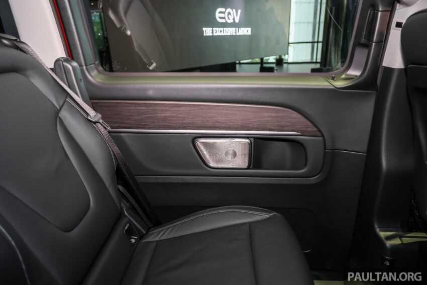 2025 Mercedes-Benz EQV300 Avantgarde 小改款纯电动MPV本地正发布, WLTP续航里程可达374公里, 售价45万 300968