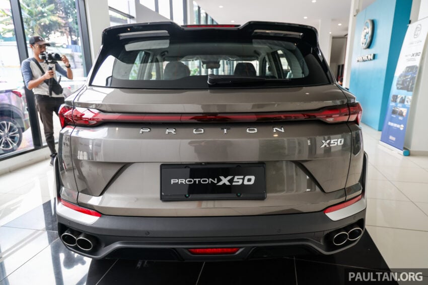 2025 Proton X50 1.5 Executive 陈列室实拍, 定位车系最入门, 搭载同样引擎, 手动绒布座椅, 17寸轮毂, 没电动尾门 301222