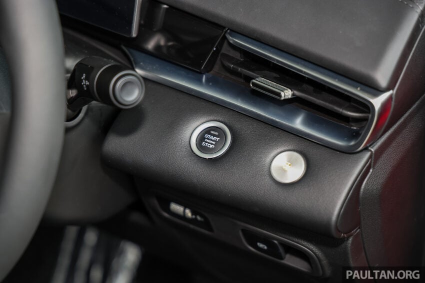 2025 Proton X50 小改款完整规格公布, 改搭动力更强1.5L四缸涡轮引擎, 支持无线 Apple CarPlay 与 Android Auto 301190