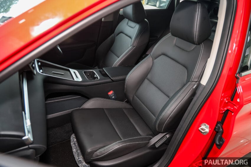 2025 Proton X50 小改款完整规格公布, 改搭动力更强1.5L四缸涡轮引擎, 支持无线 Apple CarPlay 与 Android Auto 301192