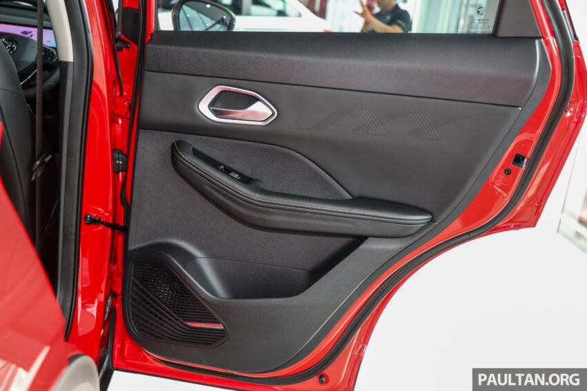 2025 Proton X50 小改款完整规格公布, 改搭动力更强1.5L四缸涡轮引擎, 支持无线 Apple CarPlay 与 Android Auto 301193
