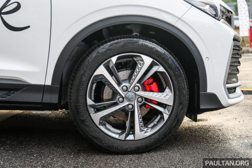 2025 Proton X50 小改款首度公开亮相, 确认改搭全新四缸涡轮引擎, 14.6寸屏支持 Apple CarPlay 与 Android Auto 300690