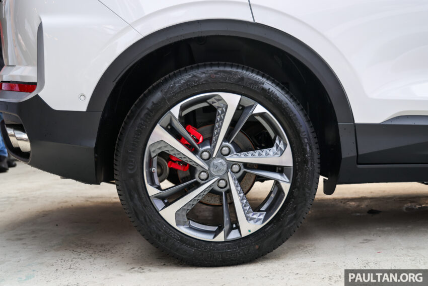 2025 Proton X50 小改款首度公开亮相, 确认改搭全新四缸涡轮引擎, 14.6寸屏支持 Apple CarPlay 与 Android Auto 300700