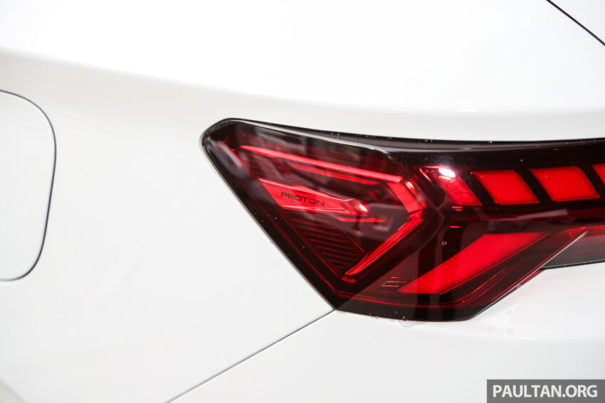 2025 Proton X50 小改款首度公开亮相, 确认改搭全新四缸涡轮引擎, 14.6寸屏支持 Apple CarPlay 与 Android Auto 300703
