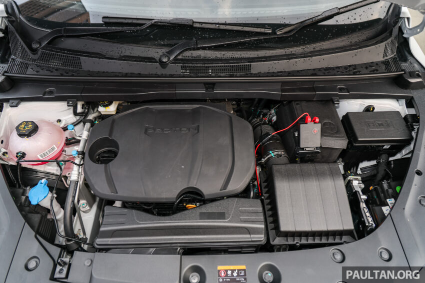 2025 Proton X50 小改款首度公开亮相, 确认改搭全新四缸涡轮引擎, 14.6寸屏支持 Apple CarPlay 与 Android Auto 300710