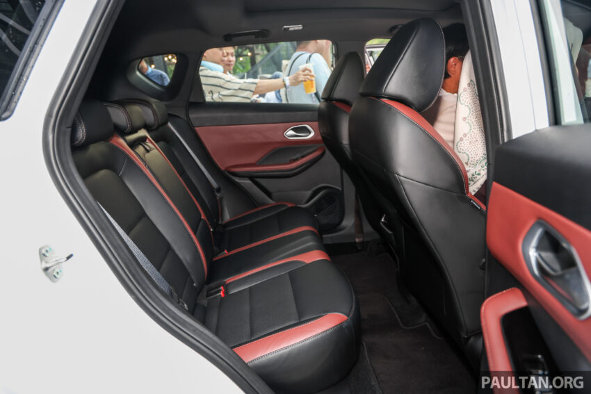 2025 Proton X50 小改款首度公开亮相, 确认改搭全新四缸涡轮引擎, 14.6寸屏支持 Apple CarPlay 与 Android Auto 300742