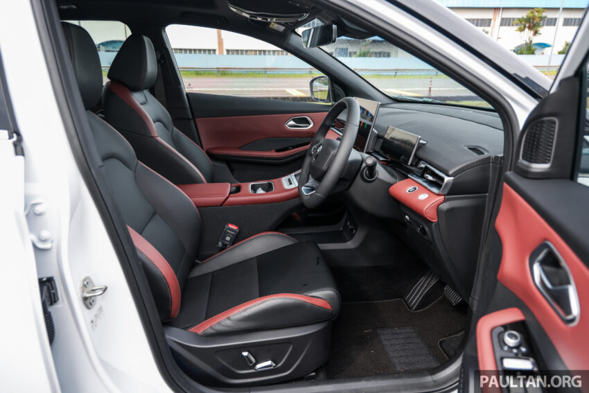 2025 Proton X50 小改款完整规格公布, 改搭动力更强1.5L四缸涡轮引擎, 支持无线 Apple CarPlay 与 Android Auto 300646
