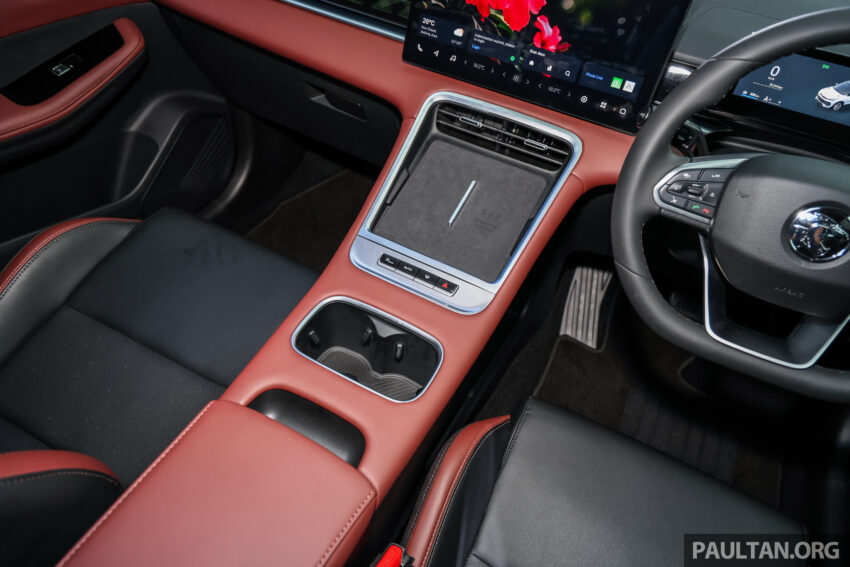 2025 Proton X50 小改款完整规格公布, 改搭动力更强1.5L四缸涡轮引擎, 支持无线 Apple CarPlay 与 Android Auto 300513