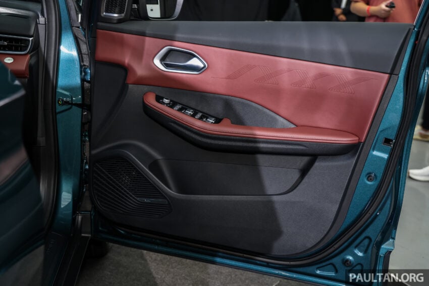 2025 Proton X50 小改款完整规格公布, 改搭动力更强1.5L四缸涡轮引擎, 支持无线 Apple CarPlay 与 Android Auto 300533