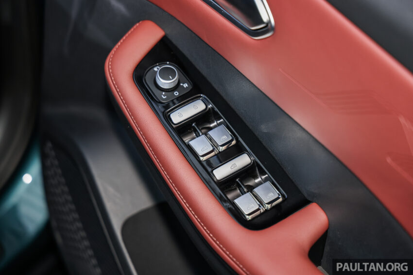 2025 Proton X50 小改款完整规格公布, 改搭动力更强1.5L四缸涡轮引擎, 支持无线 Apple CarPlay 与 Android Auto 300534