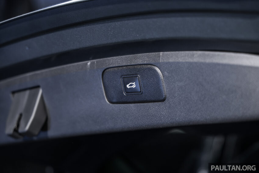 2025 Proton X50 小改款完整规格公布, 改搭动力更强1.5L四缸涡轮引擎, 支持无线 Apple CarPlay 与 Android Auto 300561