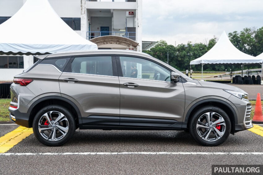 2025 Proton X50 小改款完整规格公布, 改搭动力更强1.5L四缸涡轮引擎, 支持无线 Apple CarPlay 与 Android Auto 300440