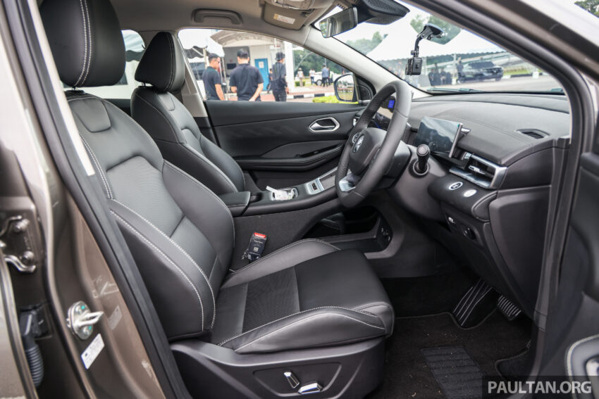 2025 Proton X50 小改款完整规格公布, 改搭动力更强1.5L四缸涡轮引擎, 支持无线 Apple CarPlay 与 Android Auto 300451