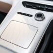 Proton eMas 7 迎来小升级！新增 Obsidian Black 车身配色；限量 Alabaster White 内饰；正式导入 Apple CarPlay