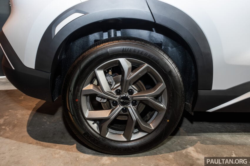BYD Atto 2 我国正式发布, 纯电动B-Segment SUV, 续航里程最长可达410公里, 7.9秒破百, 单一版本售价RM100,000 303817