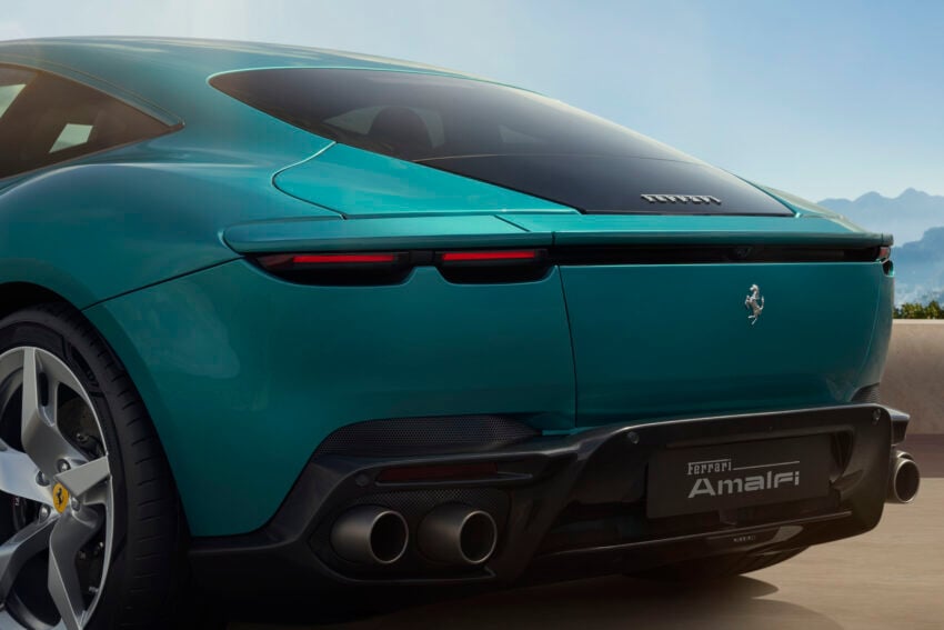 Roma 的继任者，Ferrari Amalfi 正式登场！搭载前中置V8引擎，最大输出达640 PS/760 Nm；方向盘回归实体键钮 301079