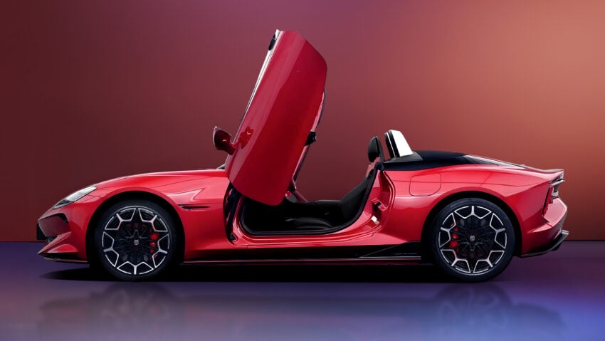 2025 MG Cyberster RWD 后驱版登陆大马, 入手门槛比四驱版稍低, 5秒破百, 续航里程508公里, 正式售价30万令吉 301364