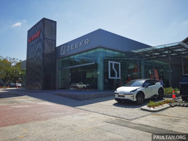 Zeekr Space Sunway City 正式开幕, 占地1.1万平方英尺的全新品牌展销中心, 设有四个22kW AC充电桩供车主使用