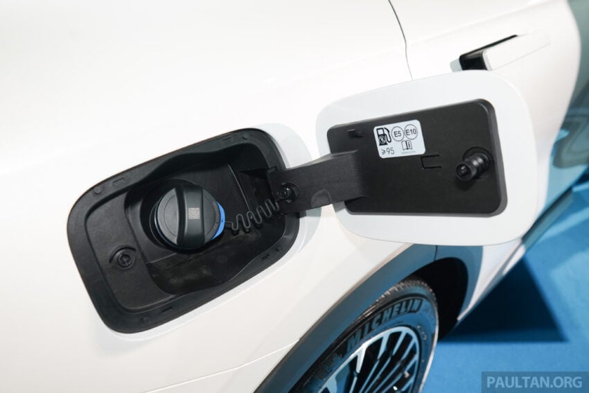 2025 Omoda C9 PHEV 本地公开亮相, 搭载1.5T油电系统, 可纯电行驶150公里, 综合续航达1,100公里, 预估价22万 305543