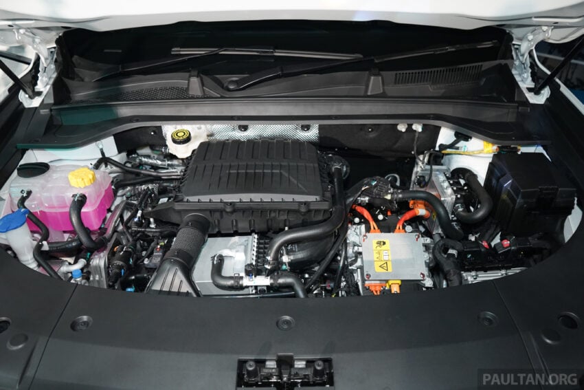 2025 Omoda C9 PHEV 本地公开亮相, 搭载1.5T油电系统, 可纯电行驶150公里, 综合续航达1,100公里, 预估价22万 305544
