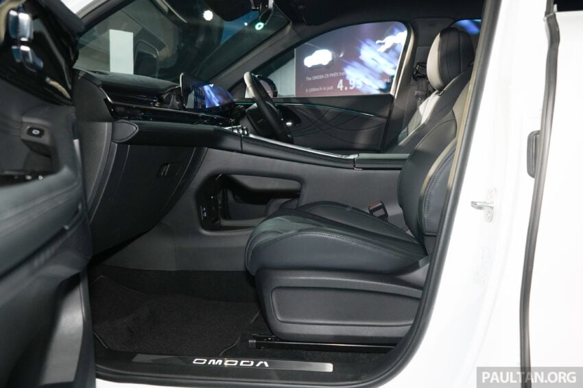 2025 Omoda C9 PHEV 本地公开亮相, 搭载1.5T油电系统, 可纯电行驶150公里, 综合续航达1,100公里, 预估价22万 305562