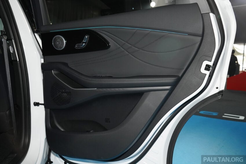 2025 Omoda C9 PHEV 本地公开亮相, 搭载1.5T油电系统, 可纯电行驶150公里, 综合续航达1,100公里, 预估价22万 305564