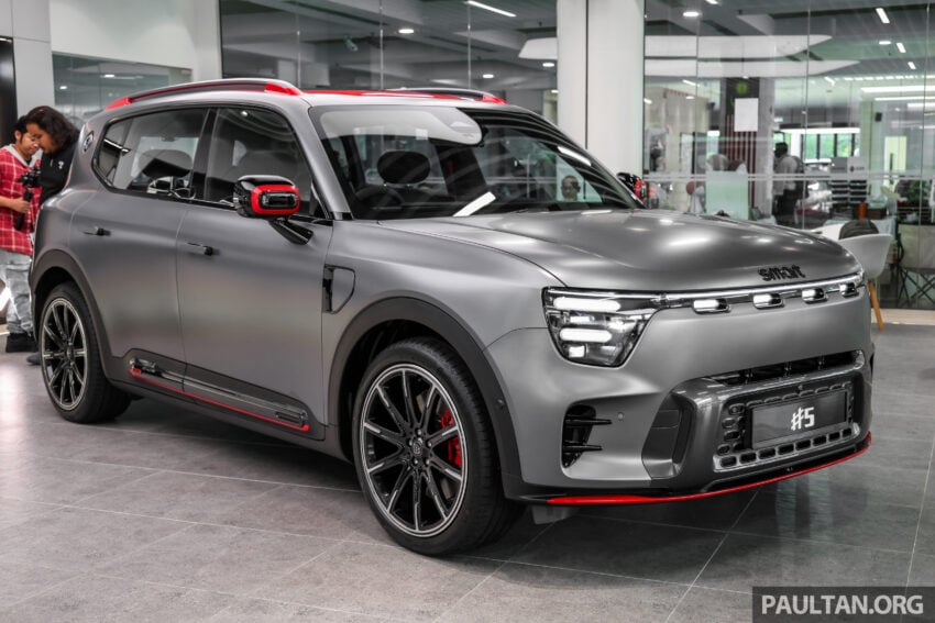 2025 smart #5 我国规格确认, 续航里程最长590公里, 15分钟充电至80%, 最快3.8秒破百, 搭载 Sennheiser 音响系统 305999