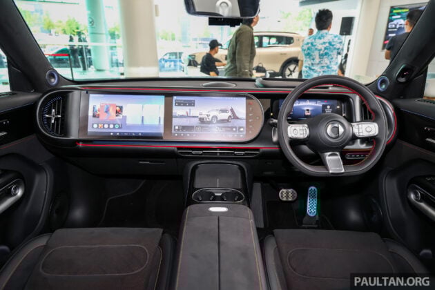 2025 smart #5 我国规格确认, 续航里程最长590公里, 15分钟充电至80%, 最快3.8秒破百, 搭载 Sennheiser 音响系统