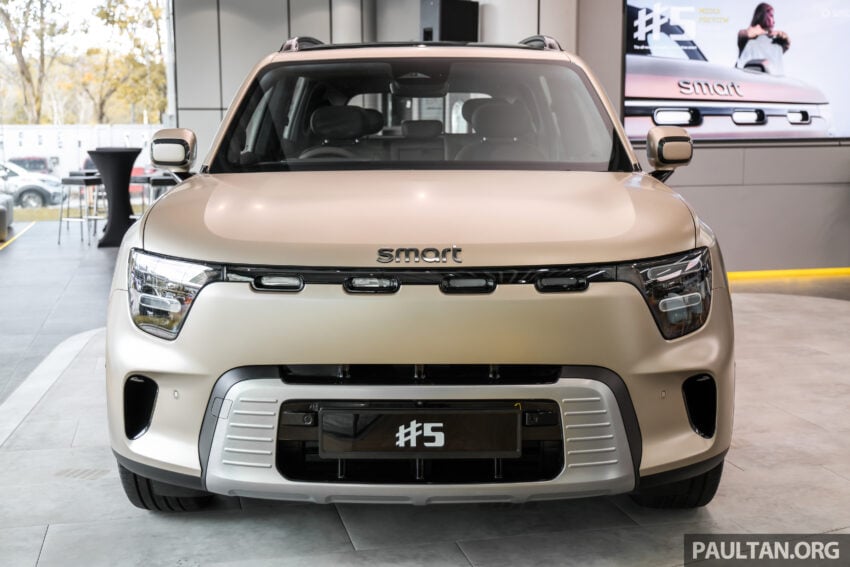 2025 smart #5 我国规格确认, 续航里程最长590公里, 15分钟充电至80%, 最快3.8秒破百, 搭载 Sennheiser 音响系统 305864