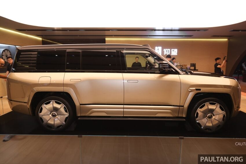 比亚迪仰望 U8L 中国正式上市, 对标 Rolls Royce Cullinan 的超奢华SUV, 2.0L油电增程系统, 售价从77.14万令吉起 304267