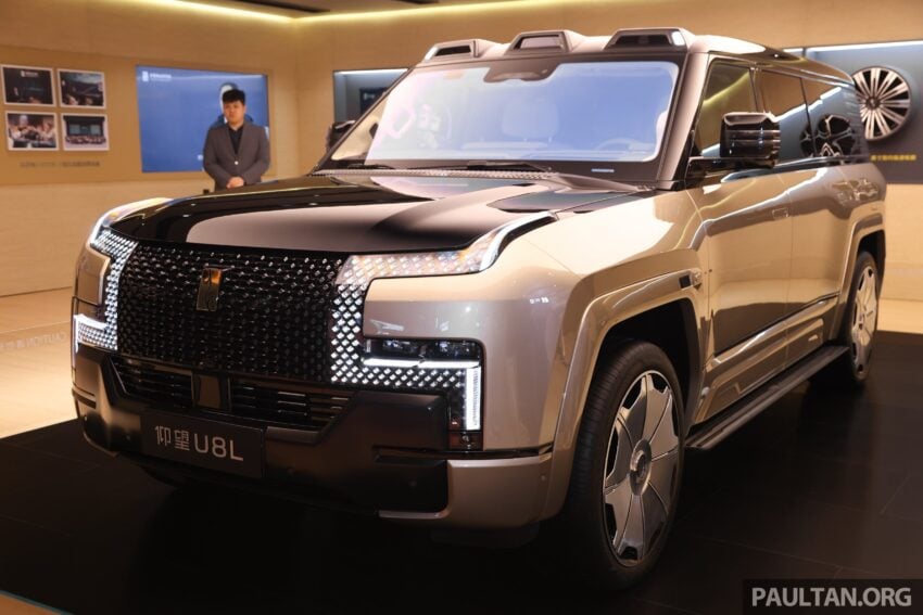 比亚迪仰望 U8L 中国正式上市, 对标 Rolls Royce Cullinan 的超奢华SUV, 2.0L油电增程系统, 售价从77.14万令吉起 304271