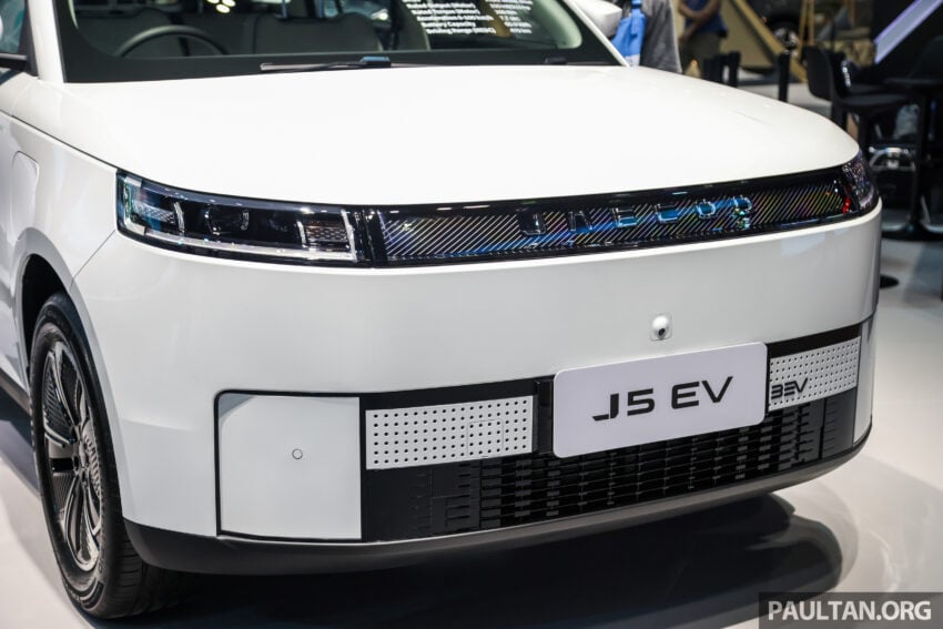 现身原厂宣传海报! Jaecoo J5 与 Omoda C9 PHEV 即将来马, 或在本月21至24日于吉隆坡 Desa Park City 亮相? 304405