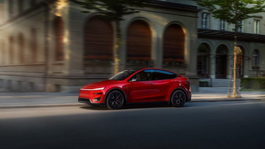 2026 Tesla Model Y Performance 全球首发, 定位车系旗舰性能版, 3.5秒破百, 极速250km/h, 续航里程可达580公里 306397