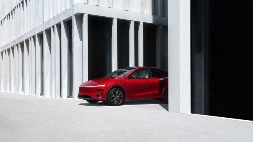 2026 Tesla Model Y Performance 全球首发, 定位车系旗舰性能版, 3.5秒破百, 极速250km/h, 续航里程可达580公里 306405