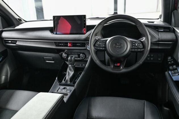 2026 Toyota Vios HEV 油电混动版泰国首发, 搭载1.5L油电混动系统, 综合油耗29.4km/L, 定位车型旗舰, 或将来马?