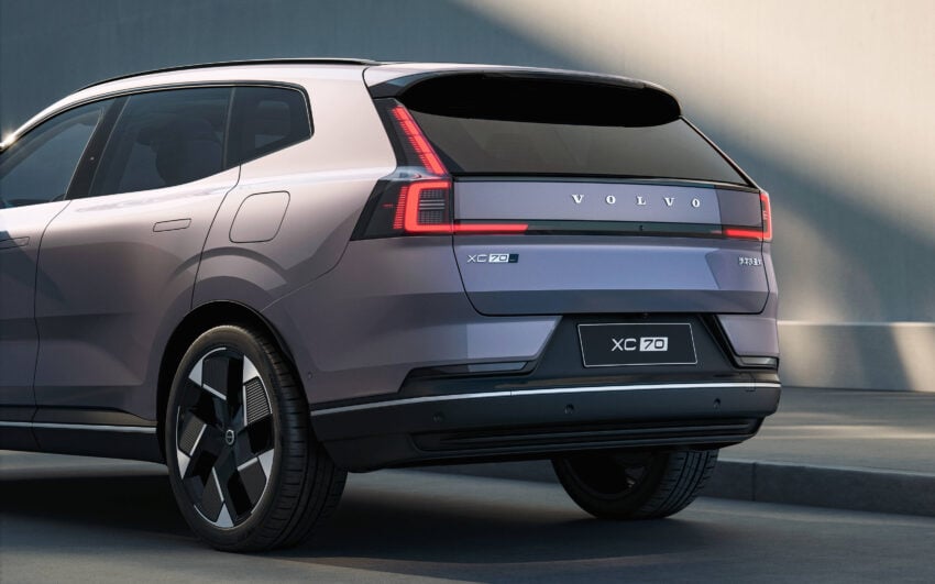 品牌首款增程插混车型，全新 Volvo XC70 正式首发！定位中大型SUV；综合续航里程破1,200公里、纯电续航212公里 306359