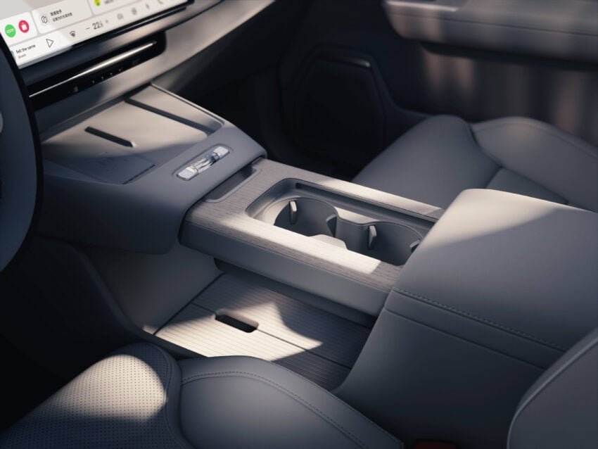 品牌首款增程插混车型，全新 Volvo XC70 正式首发！定位中大型SUV；综合续航里程破1,200公里、纯电续航212公里 306368