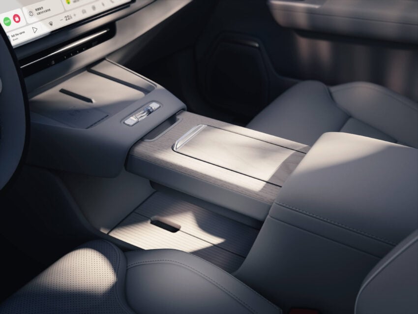 品牌首款增程插混车型，全新 Volvo XC70 正式首发！定位中大型SUV；综合续航里程破1,200公里、纯电续航212公里 306369