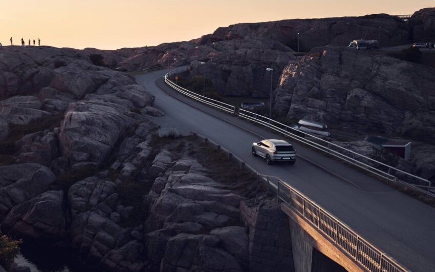 品牌首款增程插混车型，全新 Volvo XC70 正式首发！定位中大型SUV；综合续航里程破1,200公里、纯电续航212公里 306333