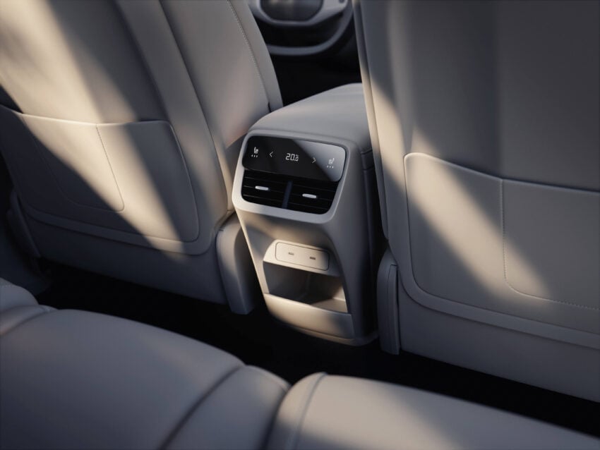 品牌首款增程插混车型，全新 Volvo XC70 正式首发！定位中大型SUV；综合续航里程破1,200公里、纯电续航212公里 306381