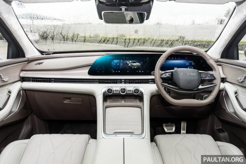 现身原厂宣传海报! Jaecoo J5 与 Omoda C9 PHEV 即将来马, 或在本月21至24日于吉隆坡 Desa Park City 亮相? 304442