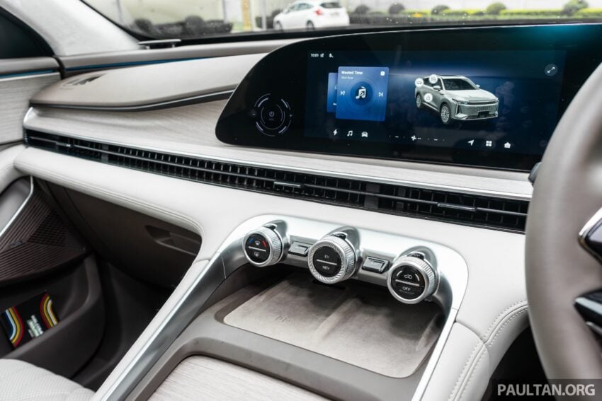 现身原厂宣传海报! Jaecoo J5 与 Omoda C9 PHEV 即将来马, 或在本月21至24日于吉隆坡 Desa Park City 亮相? 304448