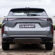 现身原厂宣传海报! Jaecoo J5 与 Omoda C9 PHEV 即将来马, 或在本月21至24日于吉隆坡 Desa Park City 亮相?