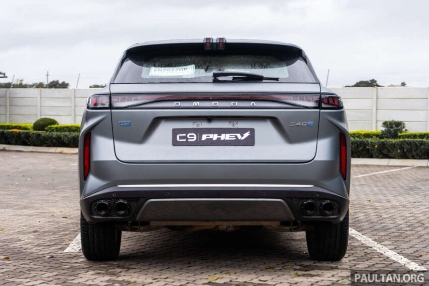 现身原厂宣传海报! Jaecoo J5 与 Omoda C9 PHEV 即将来马, 或在本月21至24日于吉隆坡 Desa Park City 亮相? 304422