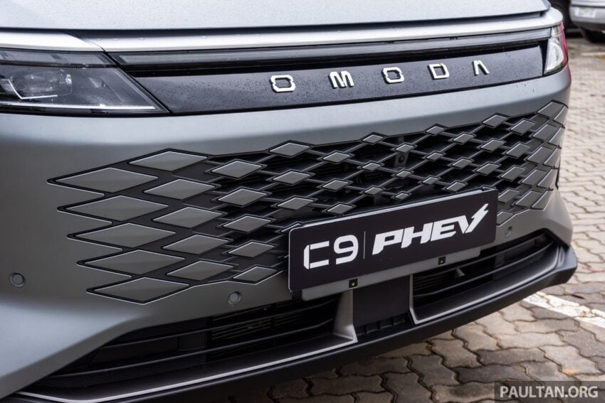 现身原厂宣传海报! Jaecoo J5 与 Omoda C9 PHEV 即将来马, 或在本月21至24日于吉隆坡 Desa Park City 亮相? 304427