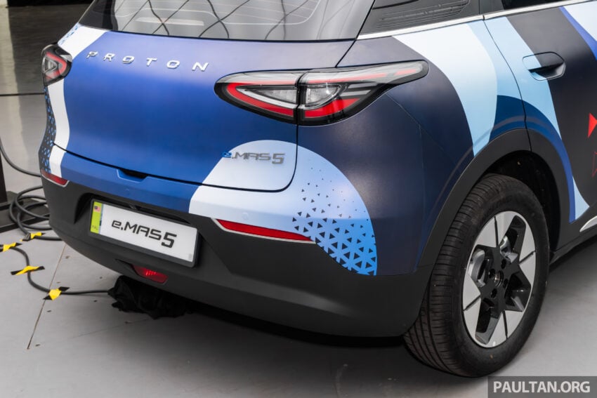 2025 Proton eMAS 5 官方规格获确认, 续航里程325公里, 21分钟从30%充电至80%, 支持无线 Apple CarPlay 304597